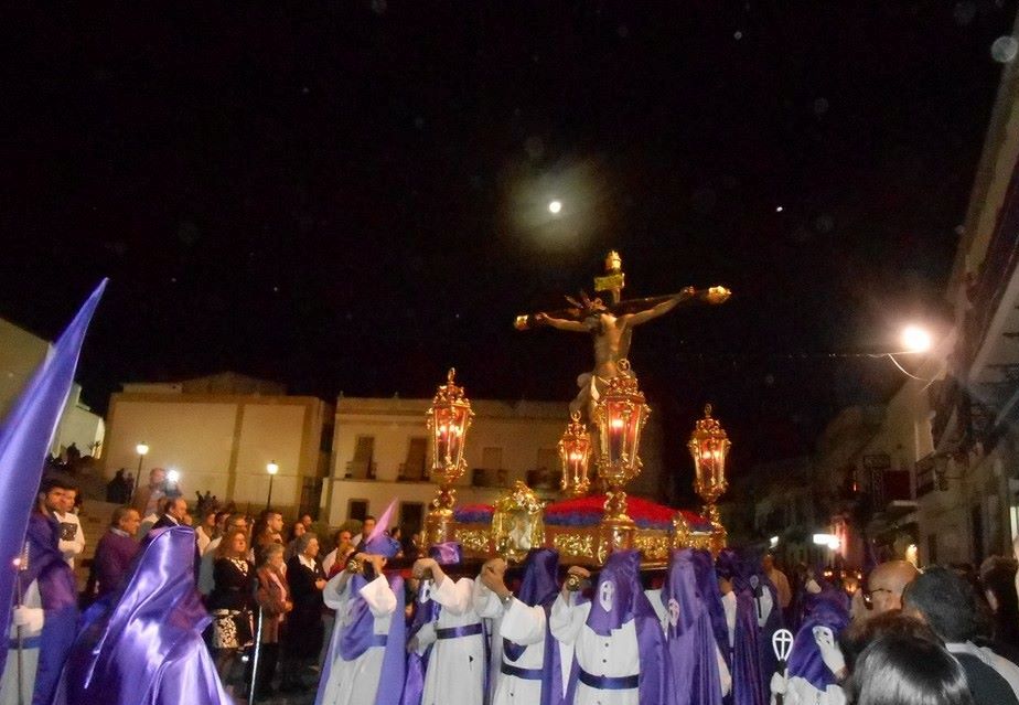 El Cristo de la Misericordia recorri� las calles de Fuente Obejuna 