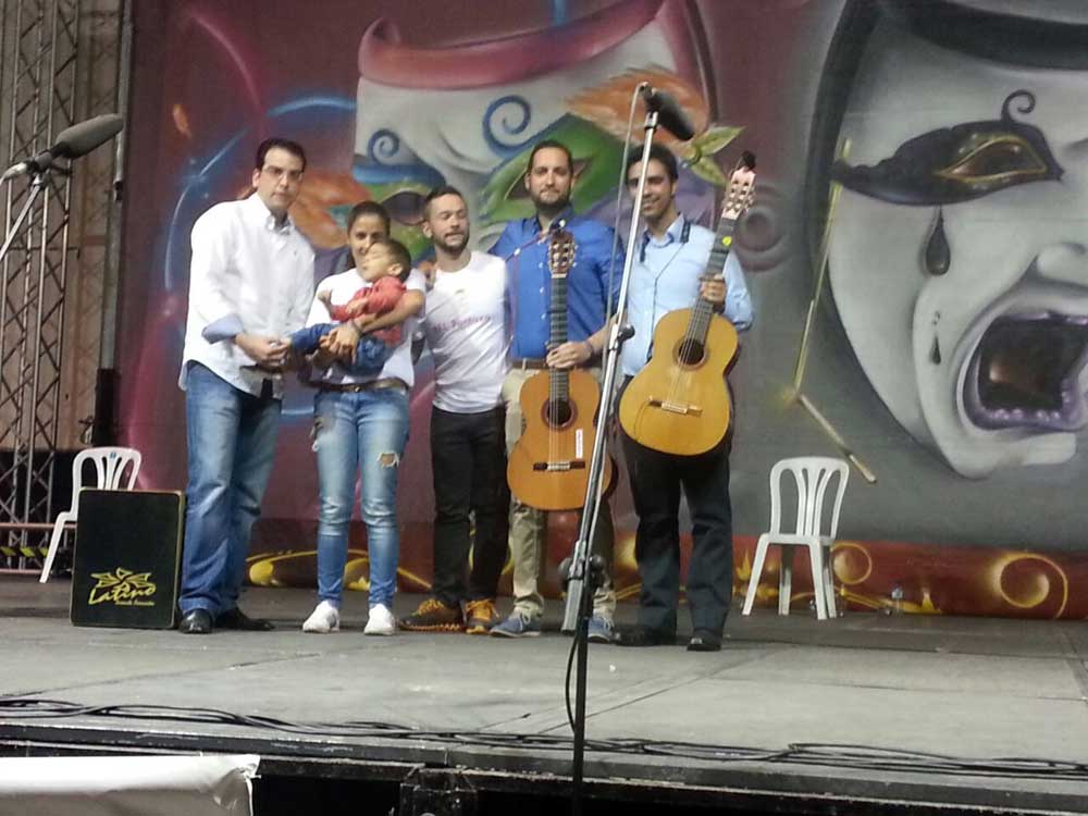 Premio a la mejor guitarra en los premios el Puntazo