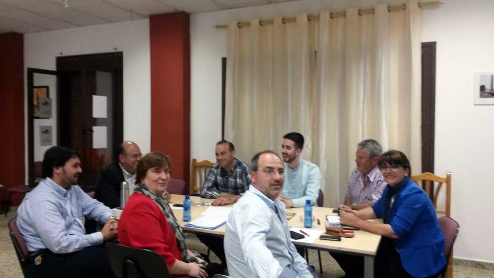 UDP con miembros de la Directiva de Asempe