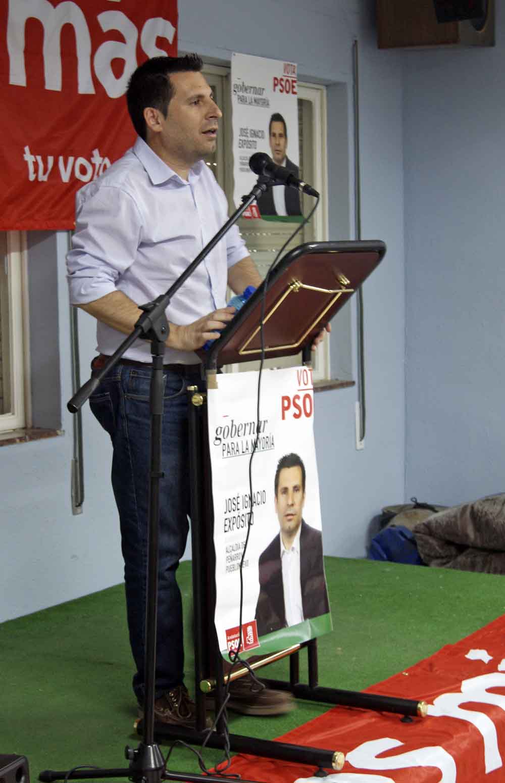 Acto en la barriada Santiago García Fuentes