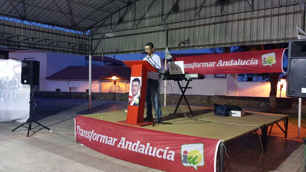 IU cierra la campaa con un mitin fiesta en la Plaza Virgen del Rosario