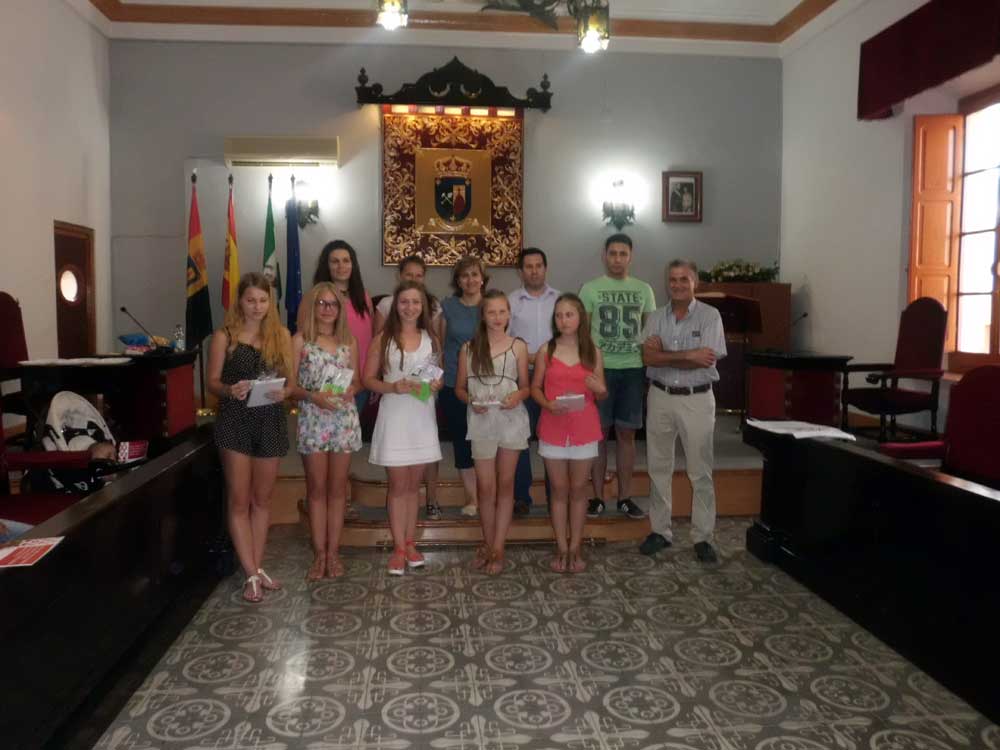 Nios bielorrusos en Pearroya