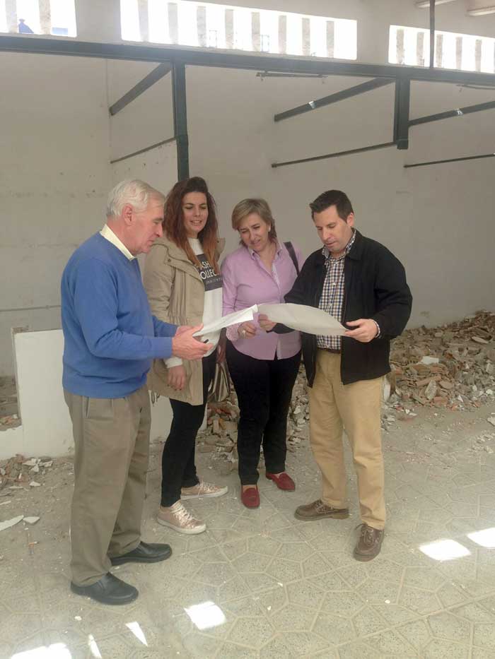 Adecuacin de una sala para mayores en el mercado de Pearroya