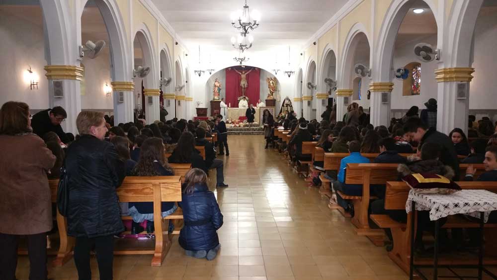 Presentacin de Mara celebra el Da de Mara Rivier 