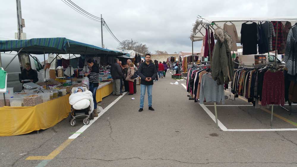 Nueva reestructuracin del mercadillo de Pueblonuevo