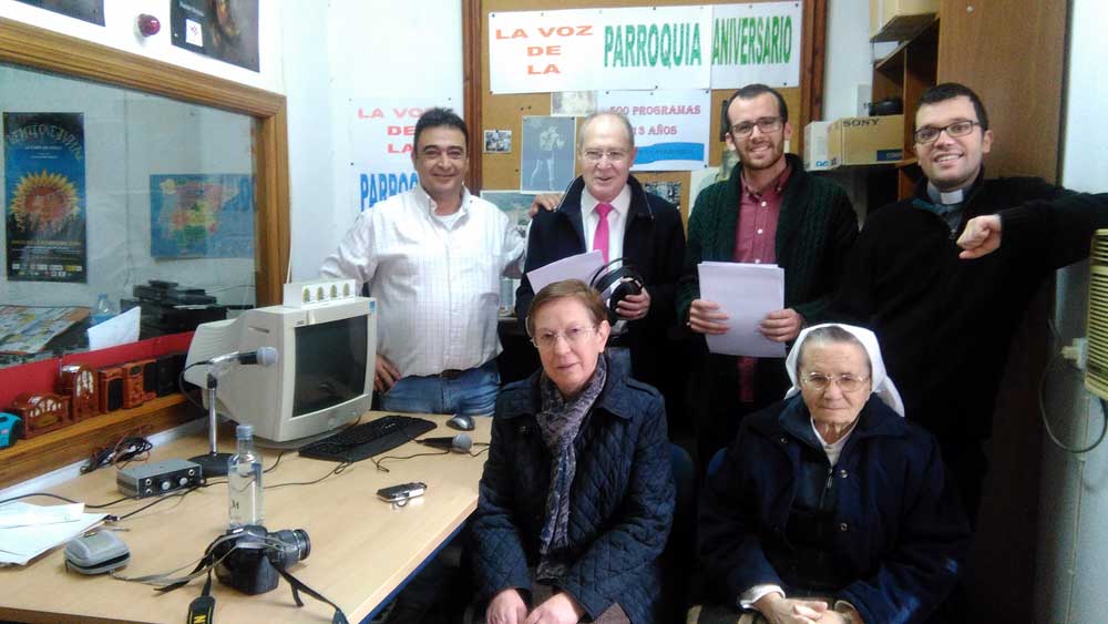 El programa �La Voz de la Parroquia� 