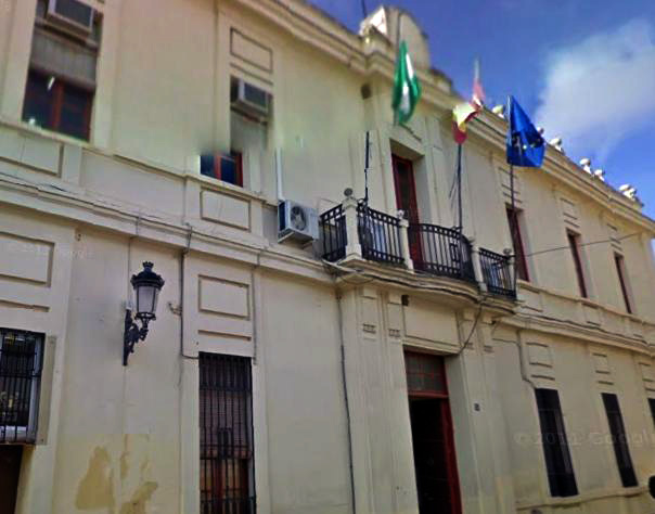 Fachada ayuntamiento de Pearroya