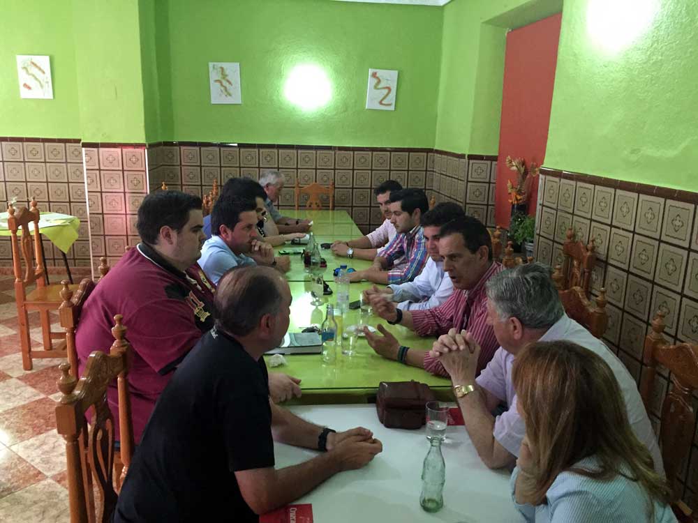 Merino y L�pez se re�nen con empresarios en Belmez