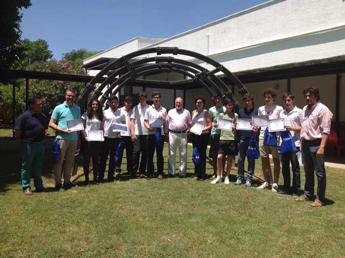  Concurso de construcci�n de puentes de espagueti