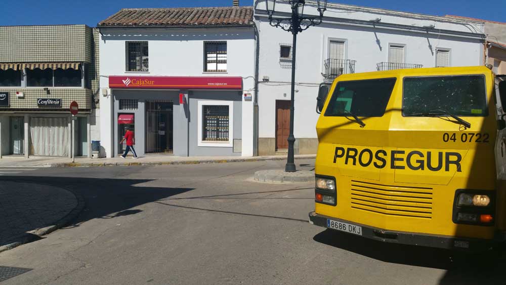 CajaSur cierra su oficina de Pearroya