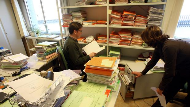 Trabajo en el interior de un juzgado de Crdoba - ARCHIVO