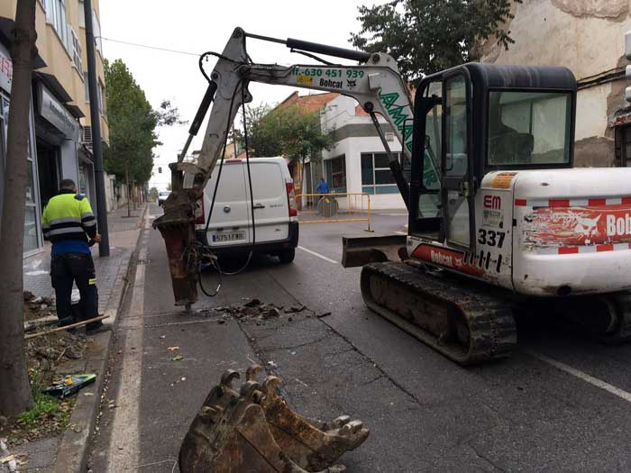 Reparacin del colector de la calle Sol 