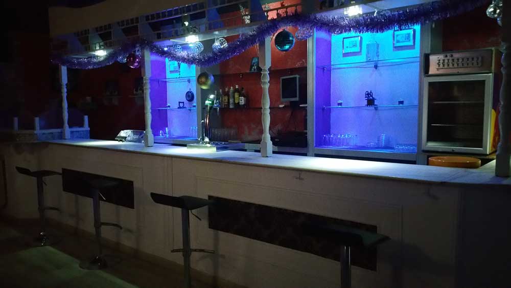 Apertura de Pub Broncos, antiguo Abuelo