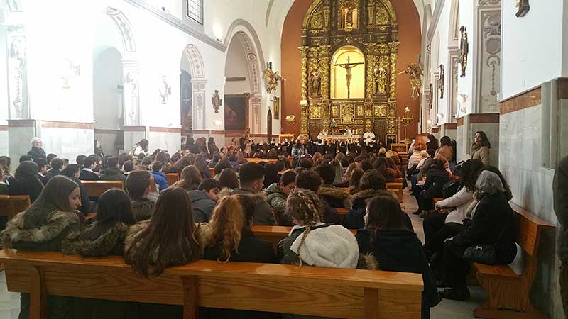Presentacin de Mara celebra el Da de Mara Rivier