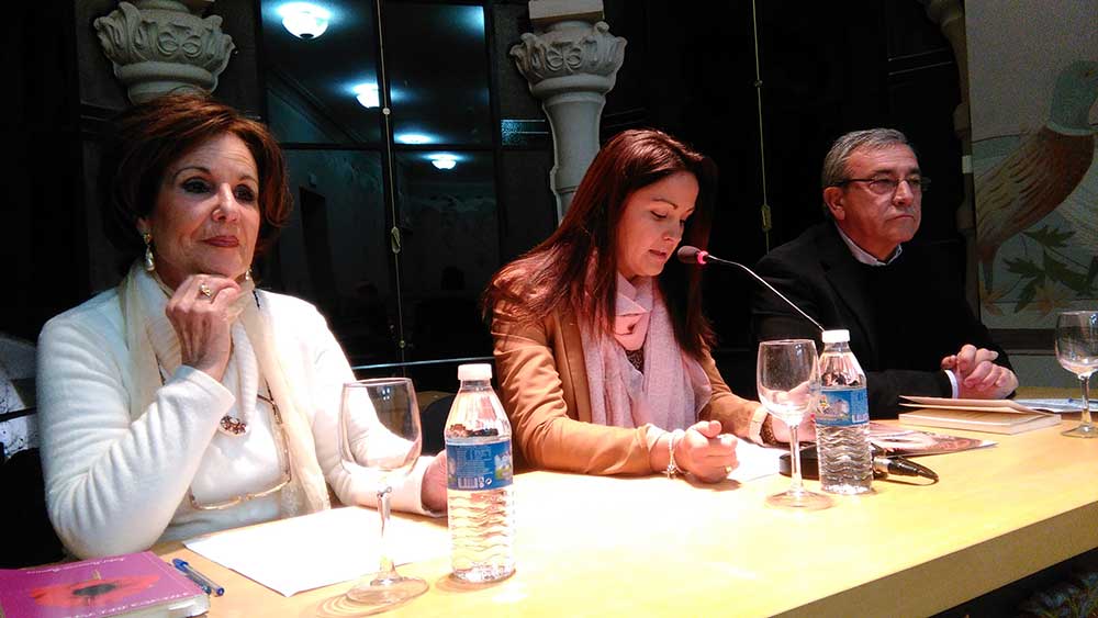 Sue�os del pasado, de Isabel Benavente 