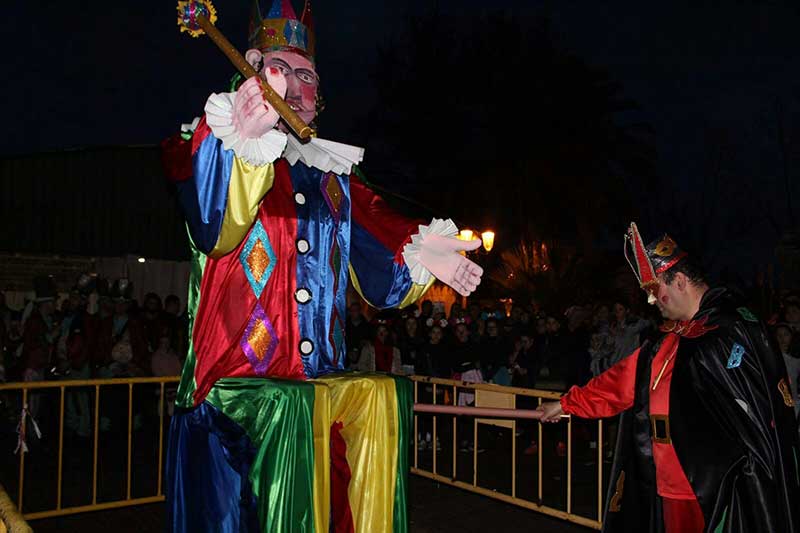 La quema del Dios Momo pone el cierre al carnaval