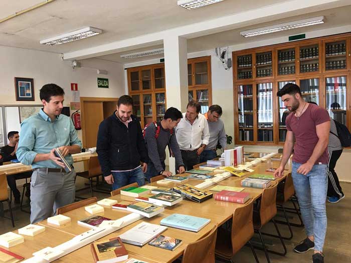 Fiesta Universitaria del Libro