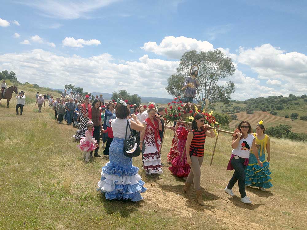 Romera de San Isidro en Pearroya Pueblonuevo
