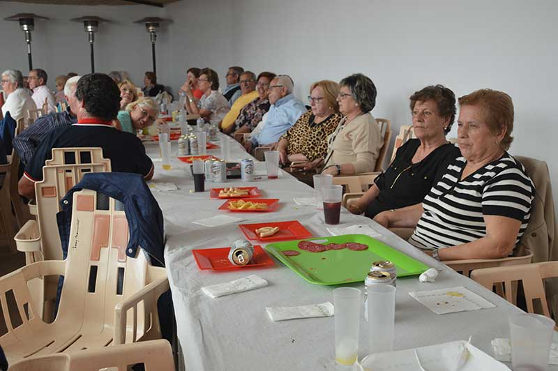 Jornada de Convivencia de la Asociacin de Vecinos El Pen