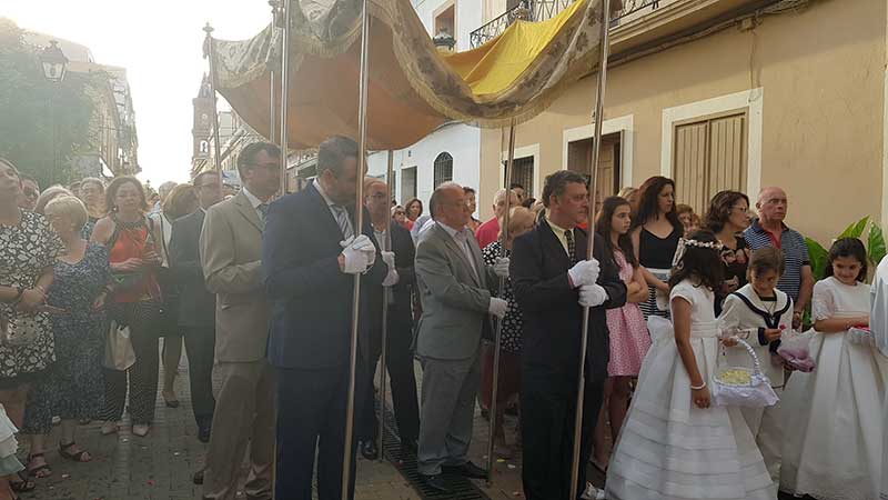 Corpus Chistri en Pearroya Pueblonuevo