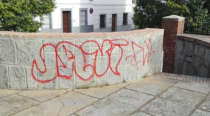 Abandono y dejadez en la barriada