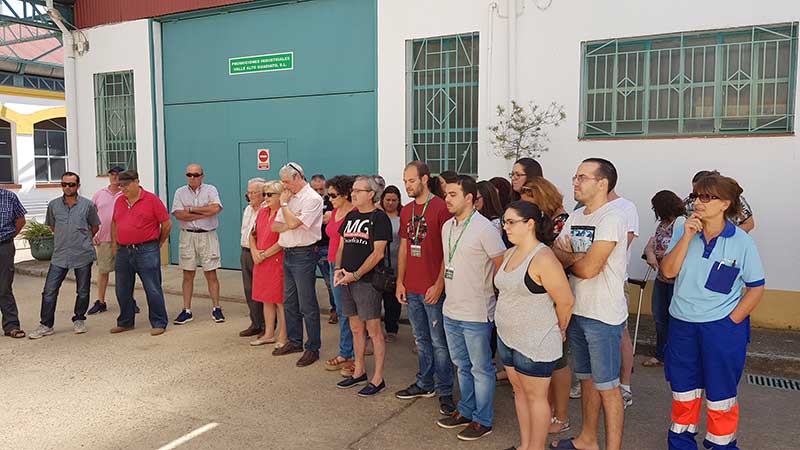 Concentracin de repulsa por los atentados de Catalua