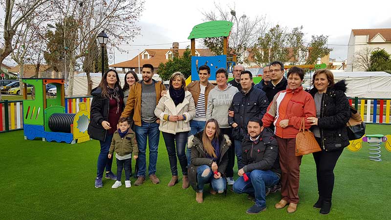 La plaza Santa Brbara cuenta con un nuevo parque infantil