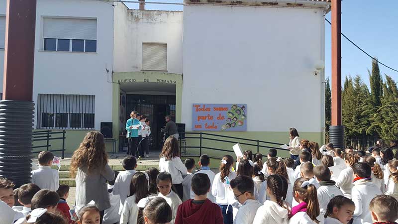  Da de la Paz por el alumnado del C.E.I.P. `Eladio Len`