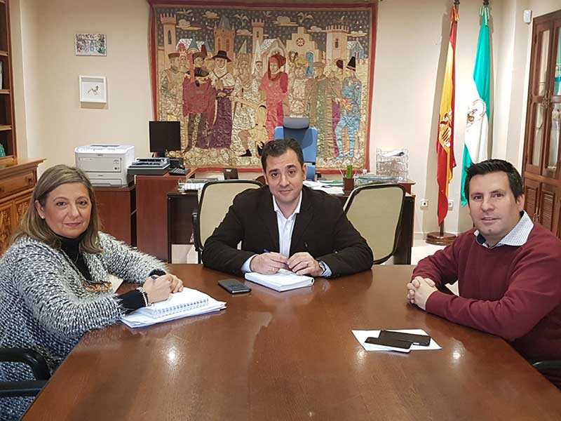 Reforma de dos centros educativos de Pearroya Pueblonuevo