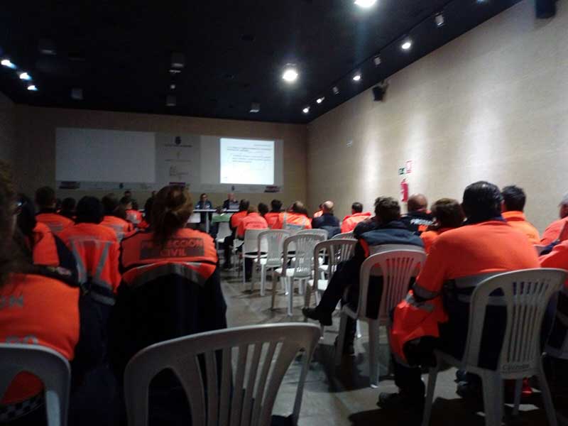 Los voluntarios de Peñarroya recogen sus diplomas