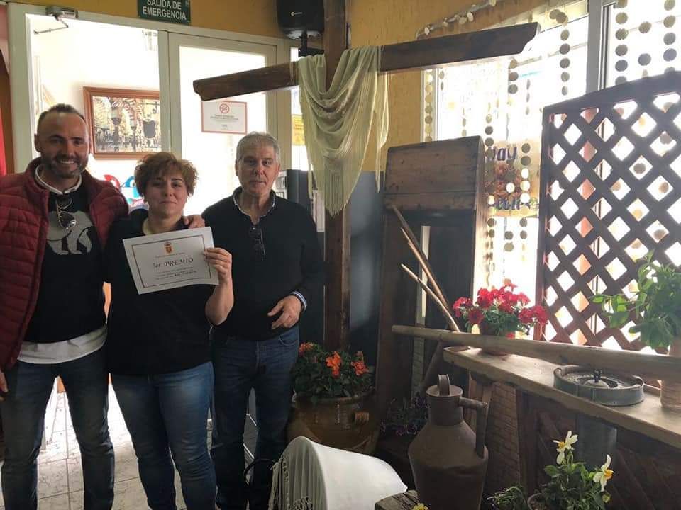 Entrega de premios del concurso de cruces de mayo en Belmez