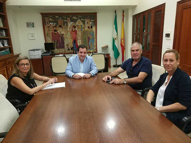 Reuni�n con el alcalde de Belmez 