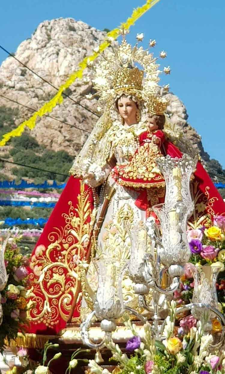 Procesin de la patrona de Pearroya-Pueblonuevo