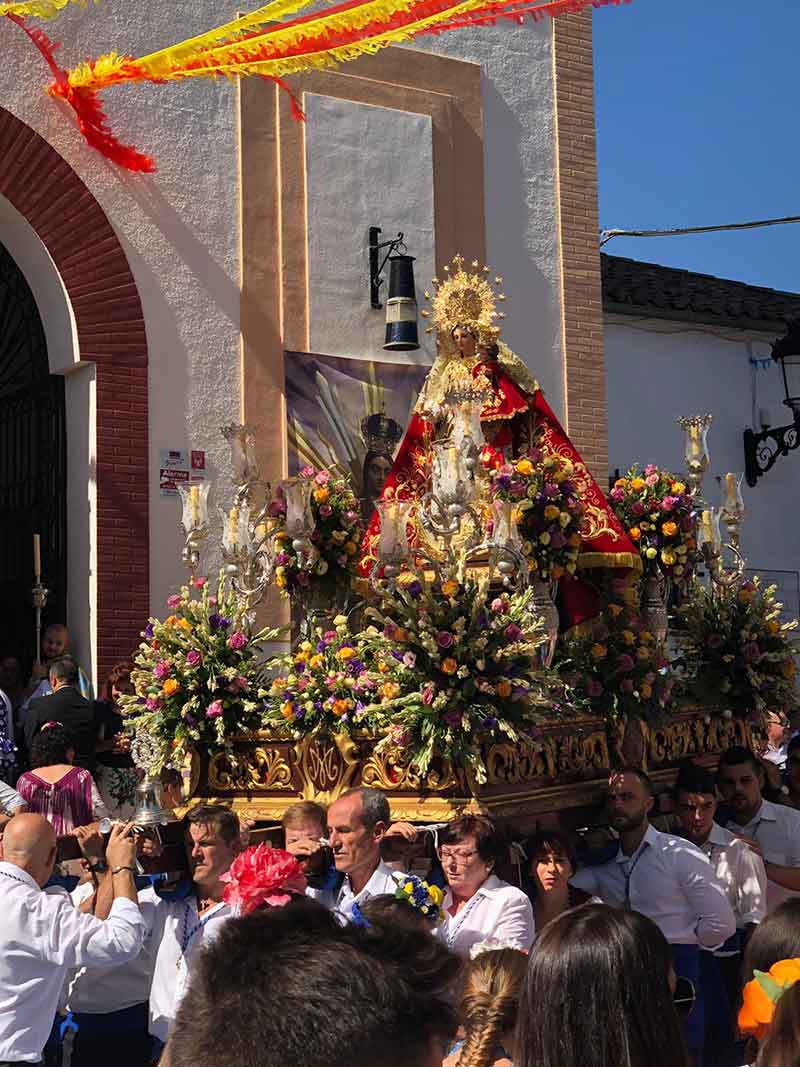 procesin la patrona de Pearroya-Pueblonuevo