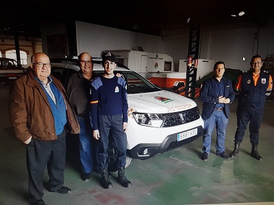 El Consistorio entrega un nuevo vehculo a Proteccin Civil