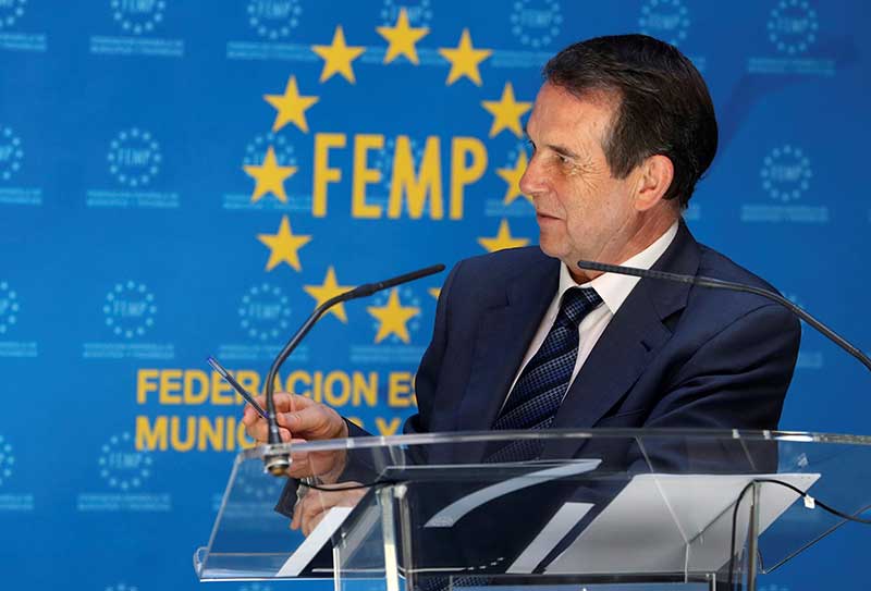  El presidente de la Federacin Espaola de Municipios y Provincias (FEMP), Abel Caballero