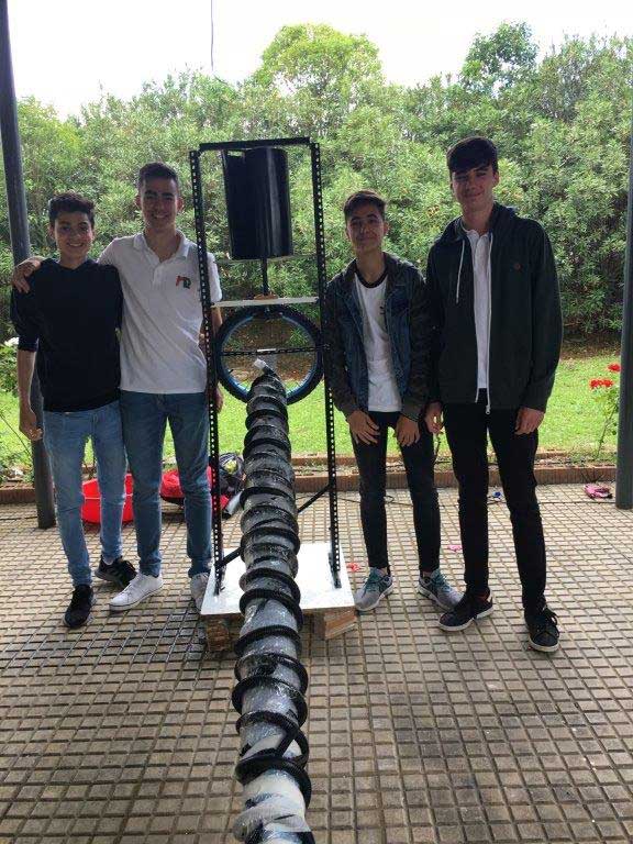 Concurso Puentes de Espagueti de la EPSB