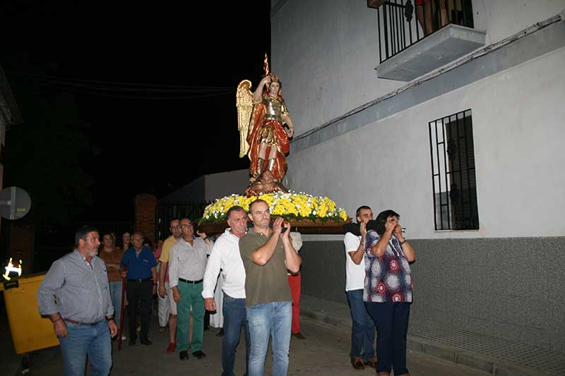 XIV Procesin de San Miguel Arcngel