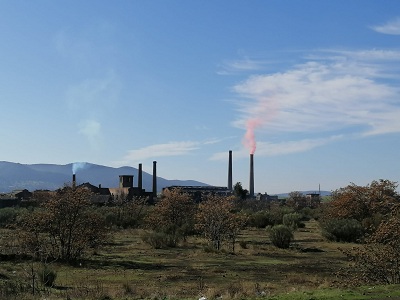 Las chimeneas de El Cerco Industrial vuelven a echar humo
