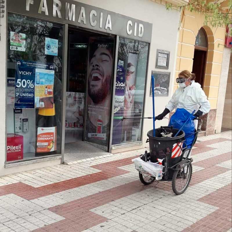 Inicia el proceso de desinfeccin de las calles de la localidad