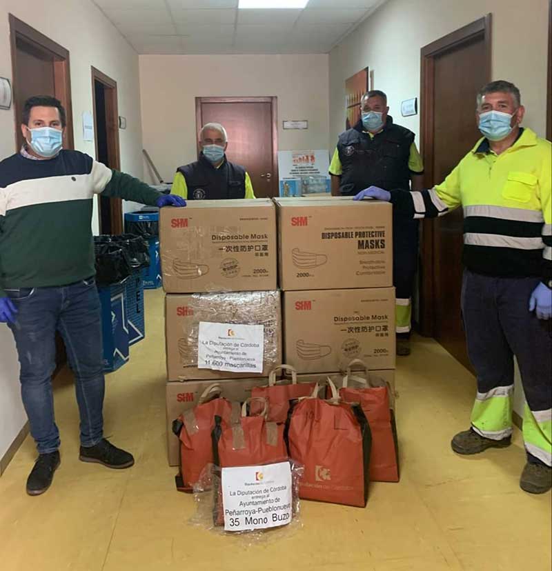El Ayuntamiento de Pearroya-Pueblonuevo reparte mascarillas