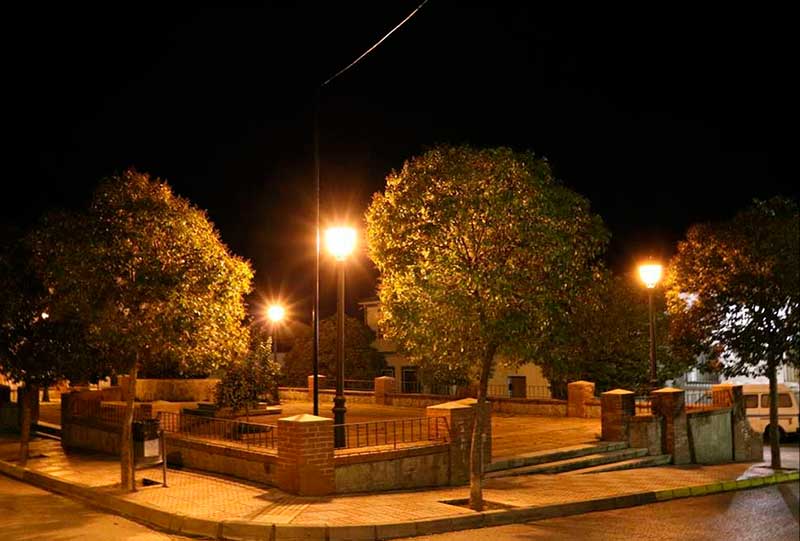 Renovacin del alumbrado pblico en Pearroya