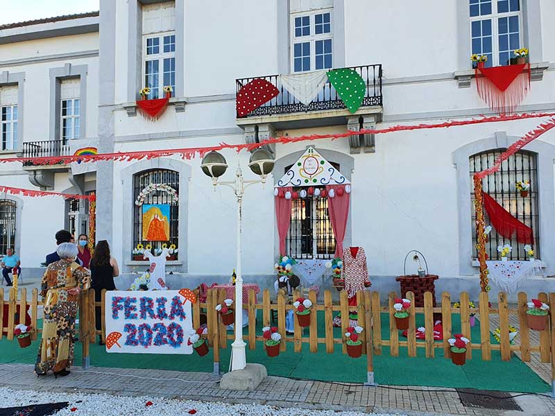Concurso de decoracin de puertas rejas y balcones