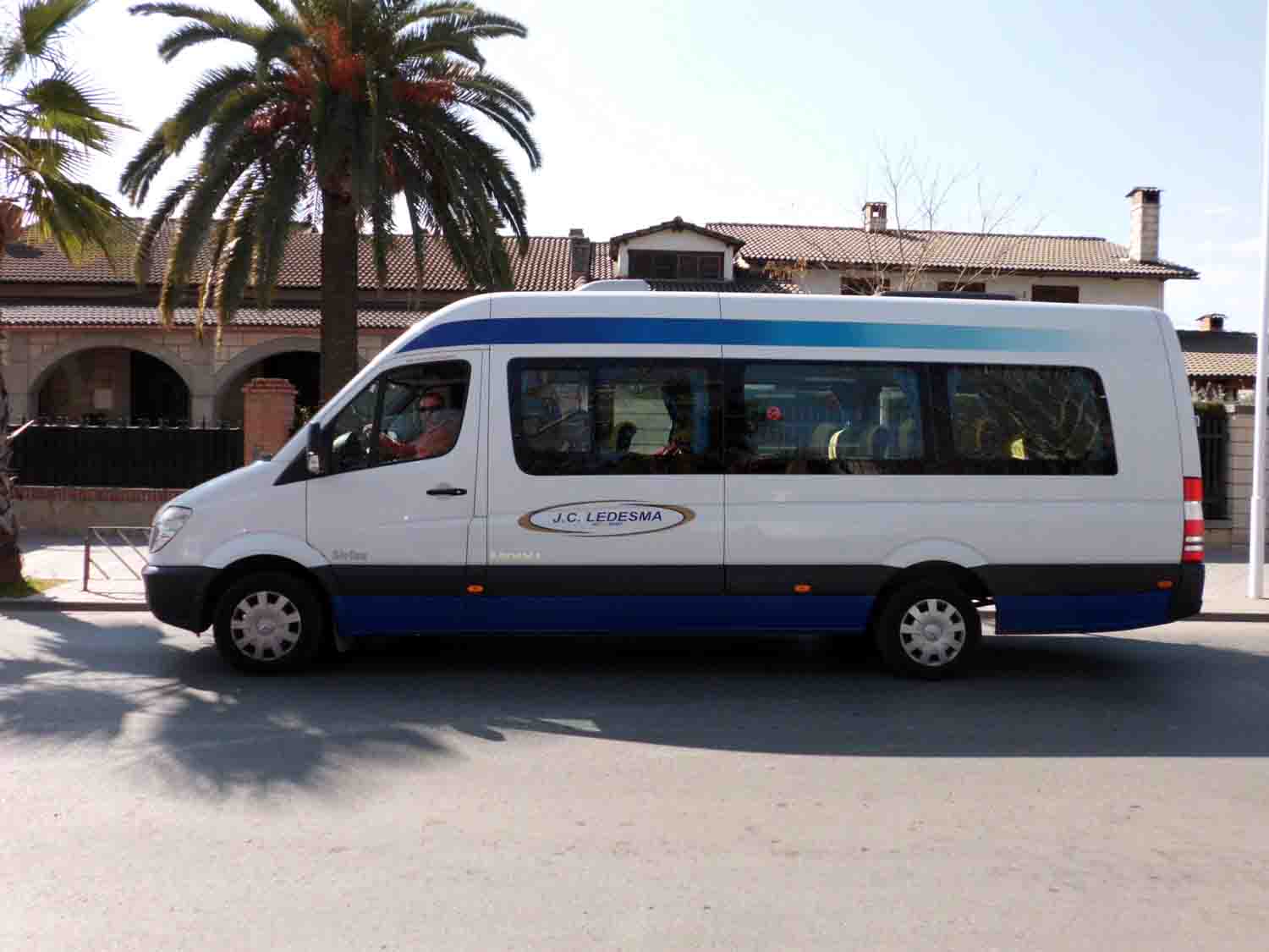 IU pide que se d una solucin al problema del servicio de bus urbano