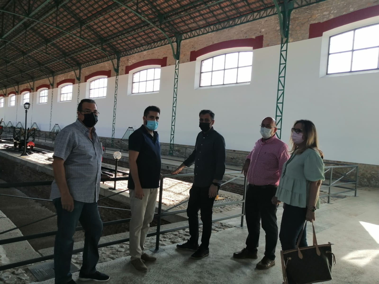 Afiliados junto a senadores