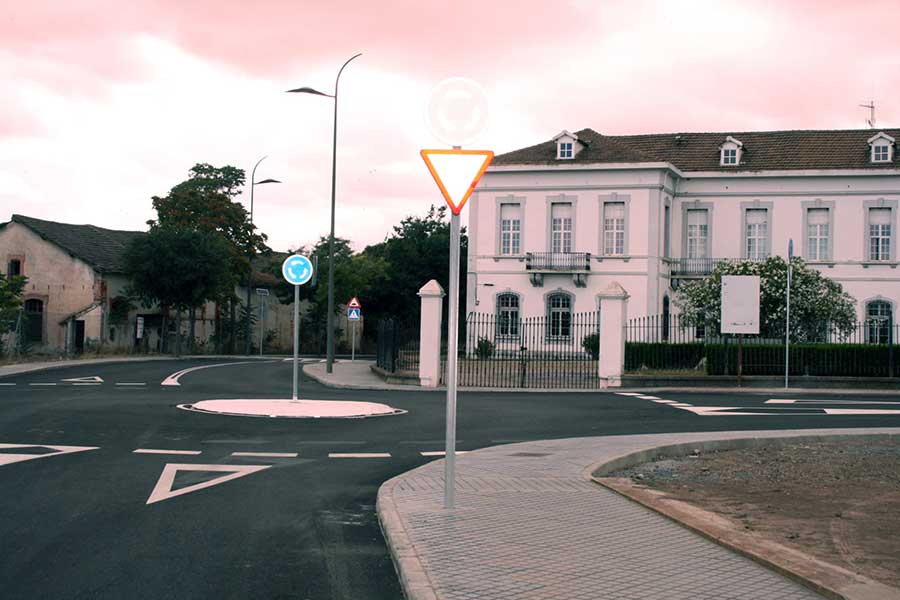 Nueva distribucin del trfico junto al nuevo Mercadona