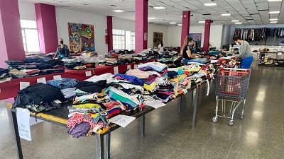 La solidaridad con los desalojados desborda La Palma