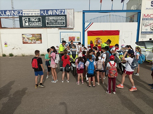 La Guardia Civil presenta varias de sus especialidades