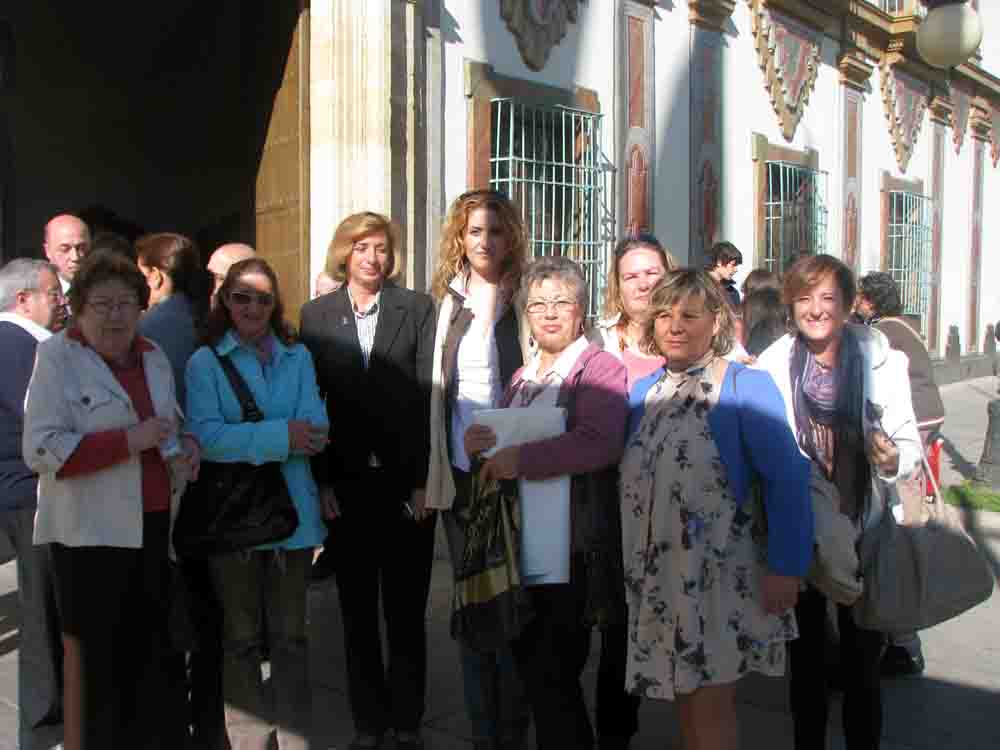 Plataforma contra la violencia a las mujeres de C�rdoba