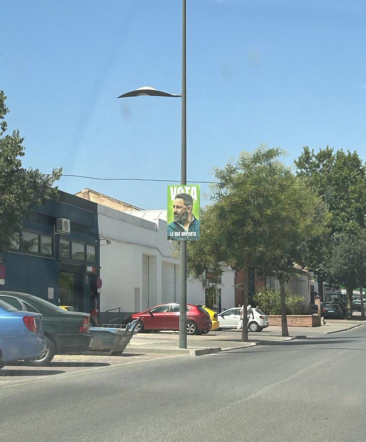 Vox incumple la ley de propaganda electoral